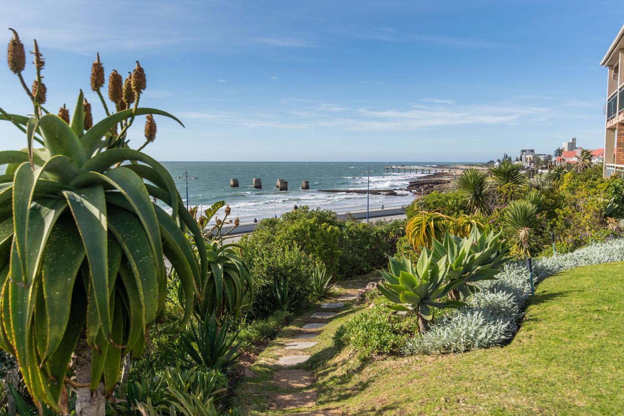157 Brookes Hill Suites Near The Beach ポート・エリザベス エクステリア 写真
